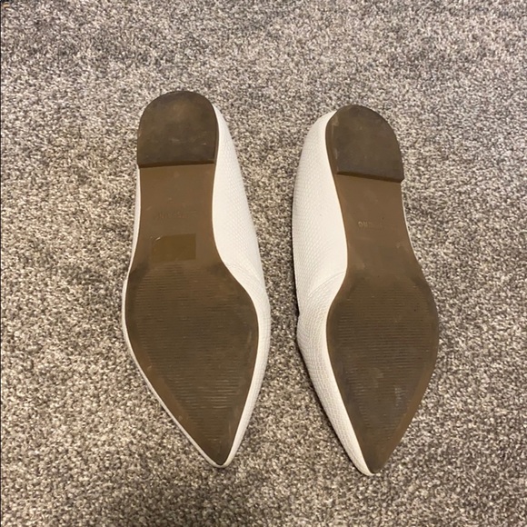 White slides - Picture 3 of 3